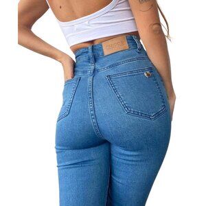 Chipre Denim Nina High Rise Skinny Jeans Medium Blue Wash Size 29 Sexy Mom NEW!